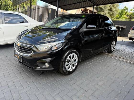 CHEVROLET ONIX 1.4 MPFI LT 8V FLEX 4P AUTOMÁTICO